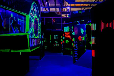 LaserMaxx – reducere de 30% pentru studenți